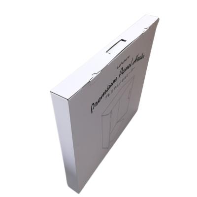 China Recyclable Custom Cute Small Logo Craft Gift Box Paper Packaging White Small Shipping Boxes Shipping Boxes For Clothes for sale