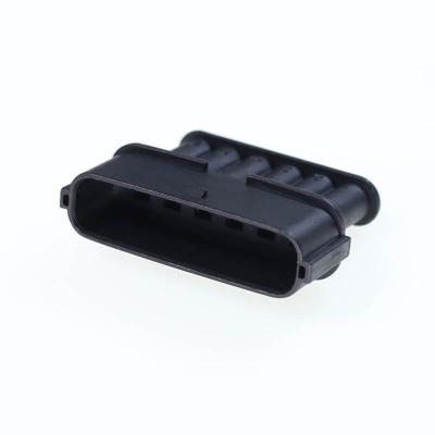 China 7282-1968-30 Yazak 6 Pin Male Toyot Throttle Pedal Automotive Connector Housing for sale