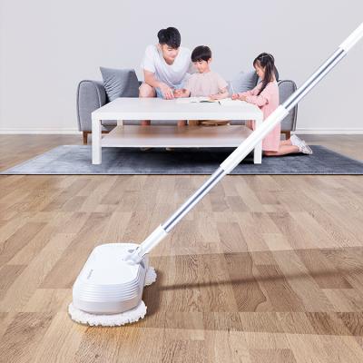 China Household High Performance Water Filter Right Hand Cordless Wet And Dry Vacuum Cleaner for sale