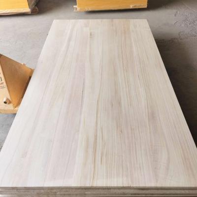 China Modern Paulownia Wood Solid Edge Glued Kiri Wood Board for sale