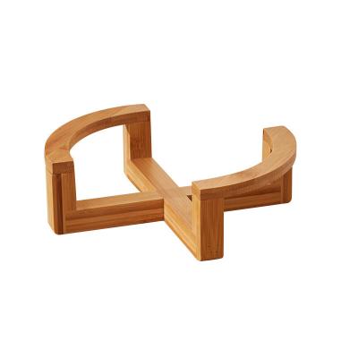 China 2022 Sustainable Hot Sale Wooden Pet Low Price Feeding Dog Wheels Water Bottle Food Bowl Stand Holder for sale