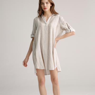 Chine Le double cou occasionnel de toile de chemise de robes du coton 55% de la poche 45% roulent vers le haut de la robe de douille à vendre