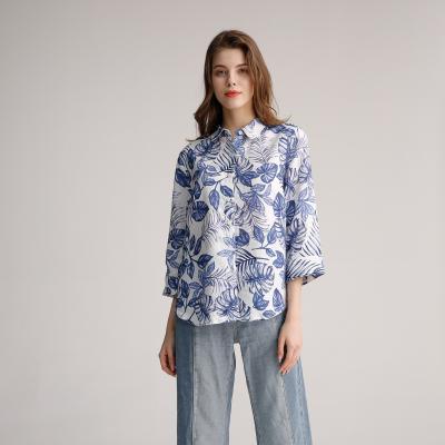 China Las camisas de lino casuales para mujer blancas azules agarraron la blusa de manga larga modelada en venta