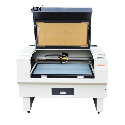 China Water Cooled CO2 Laser Cutting Machine With Smoke Purification System for sale