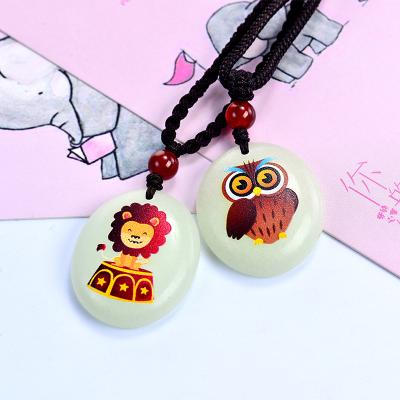 China Cute Glow In The Dark Pendant Necklaces Glowing Luminous Stone Beads Vintage Necklaces For Custom for sale