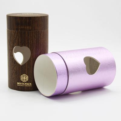 Chine Logo Creative Cardboard Packaging Tube fait sur commande pour l'emballage d'habillement d'habillement à vendre