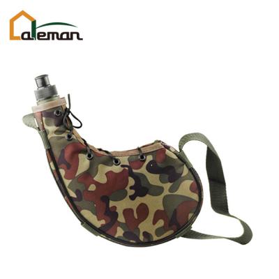 China PE Hunting 750ml Plastic Camouflage Spanish Wine Bota Bag, Kidney Shaped Water Canteen Plastic OEM Accepted for sale