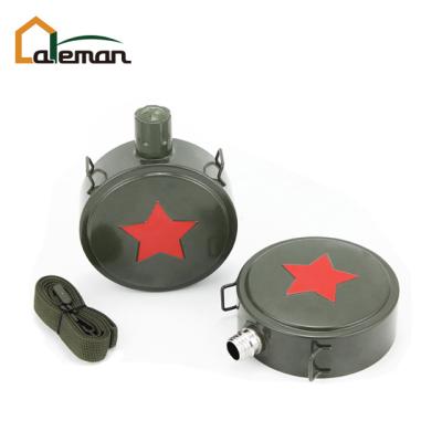 China SUS 304 Stainless Steel 550ml 304# Military Water Canteen With Star Emboss , Camping Hiking Wine Bottle With Shoulder Strap OEM Accepted for sale