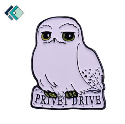 China Europe Custom Design Fashion Metal Craft Cartoon Owl Badges Art Jewelry Magic Gifts For Friends Creative Custom Metal Lapel Pin for sale