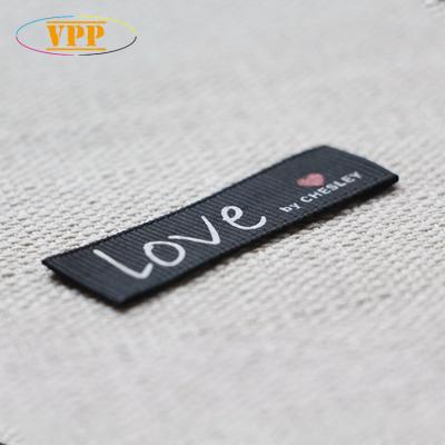 China Sustainable custom coarse grain satin labels screen printing labels satin. for sale