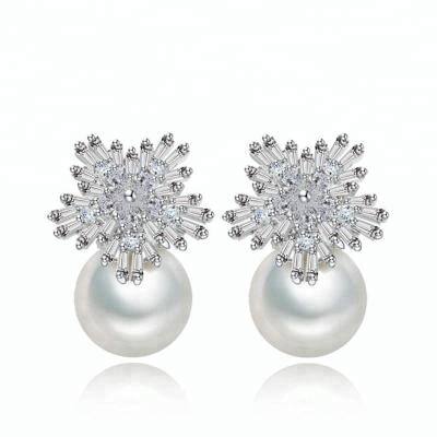 China Fashionable Big Wholesale Women CZ Jewelris Luxury Wedding Party Shell Pearl Stud Earrings For for sale