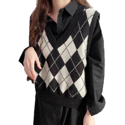 China 2021 Anti-wrinkle Autumn England Style Knitted Argyle V-Neck Women Knitted Vest Sleeveless Sweater Vest for sale