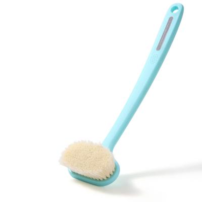 China All Natural Long Handle Soft Bristles Back Body Shower Bath Sponge Brush Body Massage Back Brushes Easy To Clean Bathroom Tools rubber hand for sale