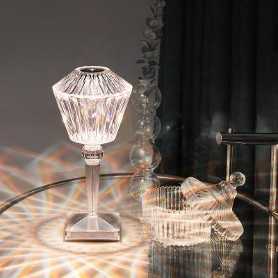 China Modern Wholesale Guangdong Touch Switch Luxury Modern Decor Led Restaurant Table Lamp for sale