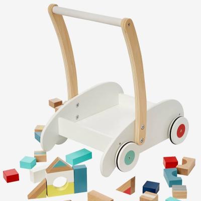 China Manufacturer Solid Wooden Children Walking Baby Wooden Toys Pull Along Toys T70292 for sale