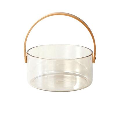 China Nordic Style 2500ml Viable Portable Glass Fruit Dish Ice Bucket Salad Bowl Transparent Snacks Fruit Storage Basket With Wooden Handle for sale