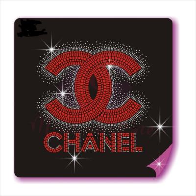 China Hot Fix Heat Transfer Rhinestone Flatback Glass Round Design For Bags And Garment for sale