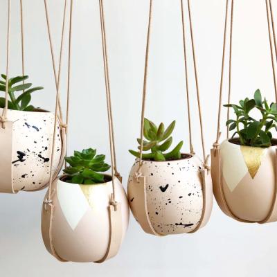 China Cheap Eco-Freindly Wholesale Modern Garden Decor Plant Floating Pot Levitate Hanging Flower Pot for sale