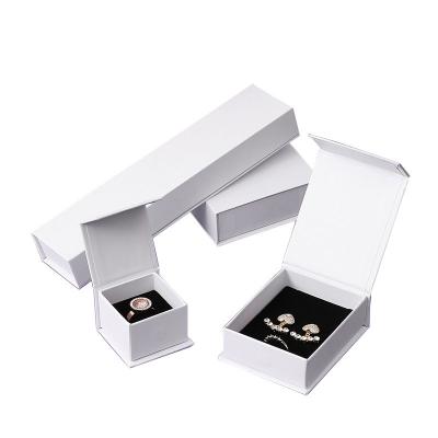 China Handmade Magnetic Closure Gift Boxes For Jewelry Small Box With Custom Magnet Closure Packaging With Logo for sale