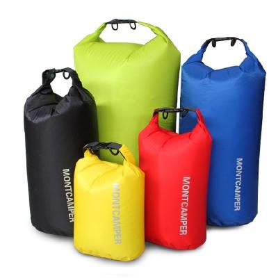 China Bolsas de almacenamiento impermeables de nylon 30D Servicio OEM para exploración al aire libre en venta