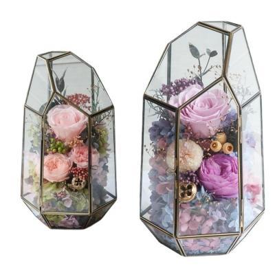 China Factory Wholesale Modern Handmade Polygonal Bedroom Geometric Mini Air Glass Greenhouse For Home Decoration for sale