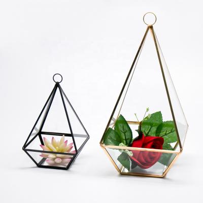 China Modern Factory Customized Modern Diamond Faceted Glass Succulent Terrariums For Home Decoration And Wedding for sale