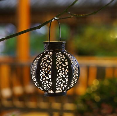 China Hanging Garden Lantern Outdoor Light Solar LED Garden Decoration Light for sale