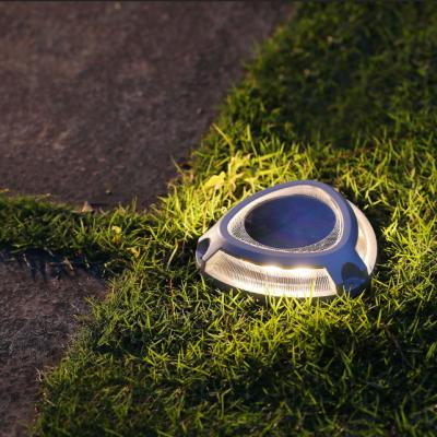 China 2021 Best Selling Solar Aluminum Triangle LED Garden Underground Solar Waterproof Lights for sale