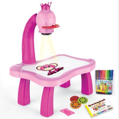 China Hot selling new toys 2021 children's plastic toys yaya drawing board projector drawing toys children painting projector for sale