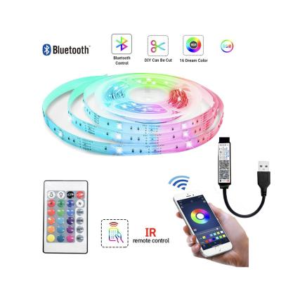 China Iluminación de TV con 5m RGB LED Strip Light Set y control Bluetooth en venta