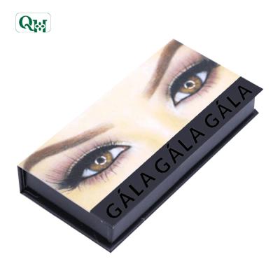 China Recycled Materials Custom Black And White Lashes Packaging Customized Eyelash Paper Boxes for sale