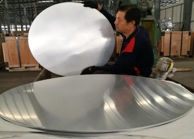 Chine Les ustensiles de cuisine légers et gros 1070 plaques d'aluminium rondes sont rentables. à vendre