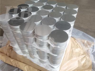 Chine Série 5 alliage d'aluminium de haute qualité utilisé pour la plaque ronde de pot d'aluminium non collant et la gaufre d'aluminium à vendre