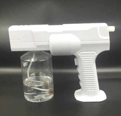 China Blue Light Nano Atomizer Cordless Handheld Refilling Moisturizer Spray Gun For Cleaning for sale