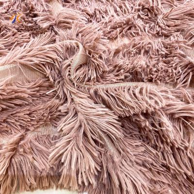 China Wholesale Anti-Slip Long Pile Carpet Plush Fur Plush Home Textile Polyester Faux Fur Fabric 100% Soft Comfortable 40Mm Long for sale