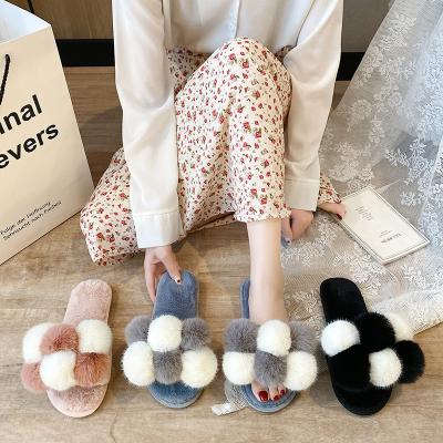 China Fashion Trend Autumn Winter Warm Fluffy Furry Fashion Women's Slippers Wool Cotton Open Toe House Slippers With Flat Bottom for sale