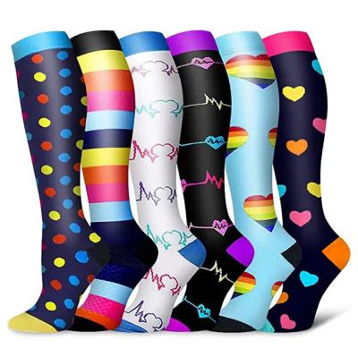 China Custom Mens Breathable Basketball Crew Sport Socks Logo Jacquard Embroidered Athletic Socks for sale