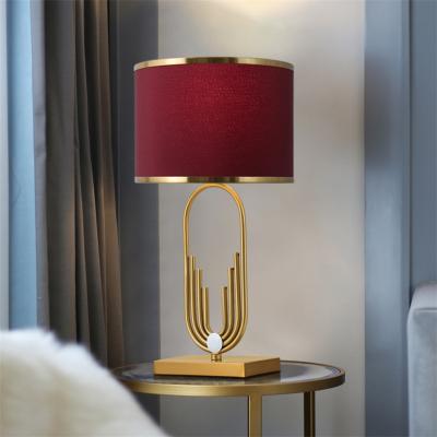 China Modern Luxury Black Home Office Lamp Fabric Lampshade Hotel Night Light Decorative Bedside Table Lamp for sale