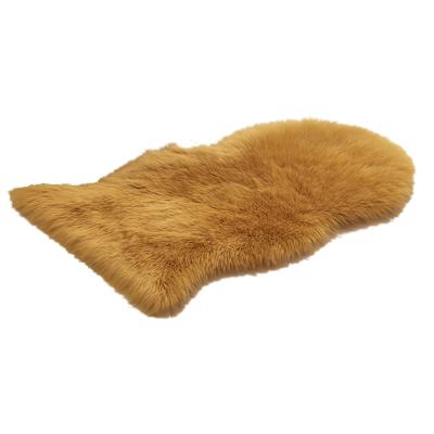 China Washable Handmade Sheepskin Area Rug Luxury Plush Faux Blankets Prayer Blankets For Living Room Home Decorative for sale