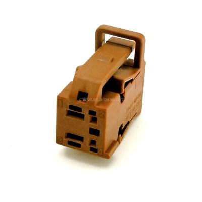 China 4 Pin Car Female Brown Composite Terminal Socket Automotive Auto Electrical Socket 30236652 30235952 30236952 for sale