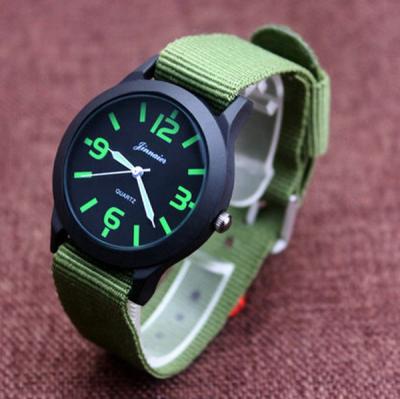 China Ladies Luminous Nylon Strap Kids Canvas Water Resistant Minimalist Custom Hands Watch for sale