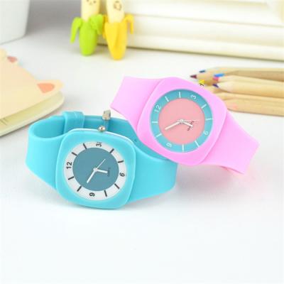 China Water Resistant 2020 Smart Candy Color Square Silicone Strap Quartz Watch Boys Girls Round Analog Dial Kids Wristwatch for sale