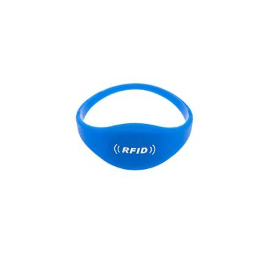 China Waterproof / ISO1443A Waterproof Silicone Wristband Wristband Smart NFC MIFARE RFID Ultralight Wristband for sale