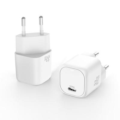 China Amazon Best Selling Reusable Universal Adapter 33W GaN PD3.0 Fast Charger Use Power Adapters for sale