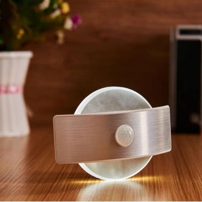 China Modern Wireless Rechargeable LED PIR Motion Sensor Lamp Usb Automatic Cabinet Light for sale