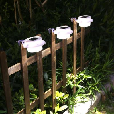 China Waterproof Solar Garden Fence Light Outdoor Solar Gutter Lamp LED Landscape Light Amazon Fence Yard Outdoor Garden Decoration Fence for sale