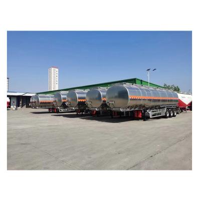 China Truck Trailer 3-Axle 3-Bay Carbon Steel Fuel Semi-Trailer with 15 Workdays Production Time for sale