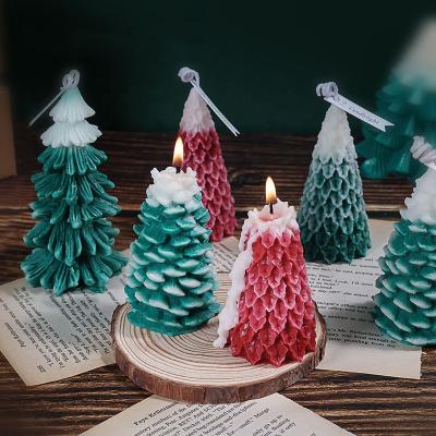 China Wholesale Birthdays Christmas Tree Scented Candles For Christmas Decoration Gifts Gift Box Handmade Accompanying Party Ornaments for sale