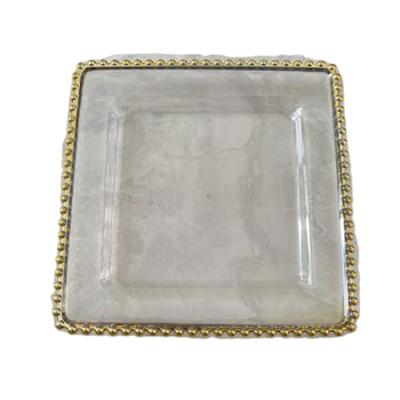 China Custom Viable Clear Plastic Square Gold Beaded Rim Charger Dishes For Wedding Decoration And Banquet Decoration for sale