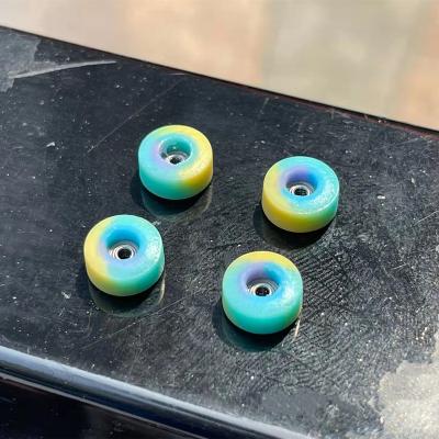 China Yellow Handmade Youth Blue Dual Durometer Fingerboard Wheels for sale